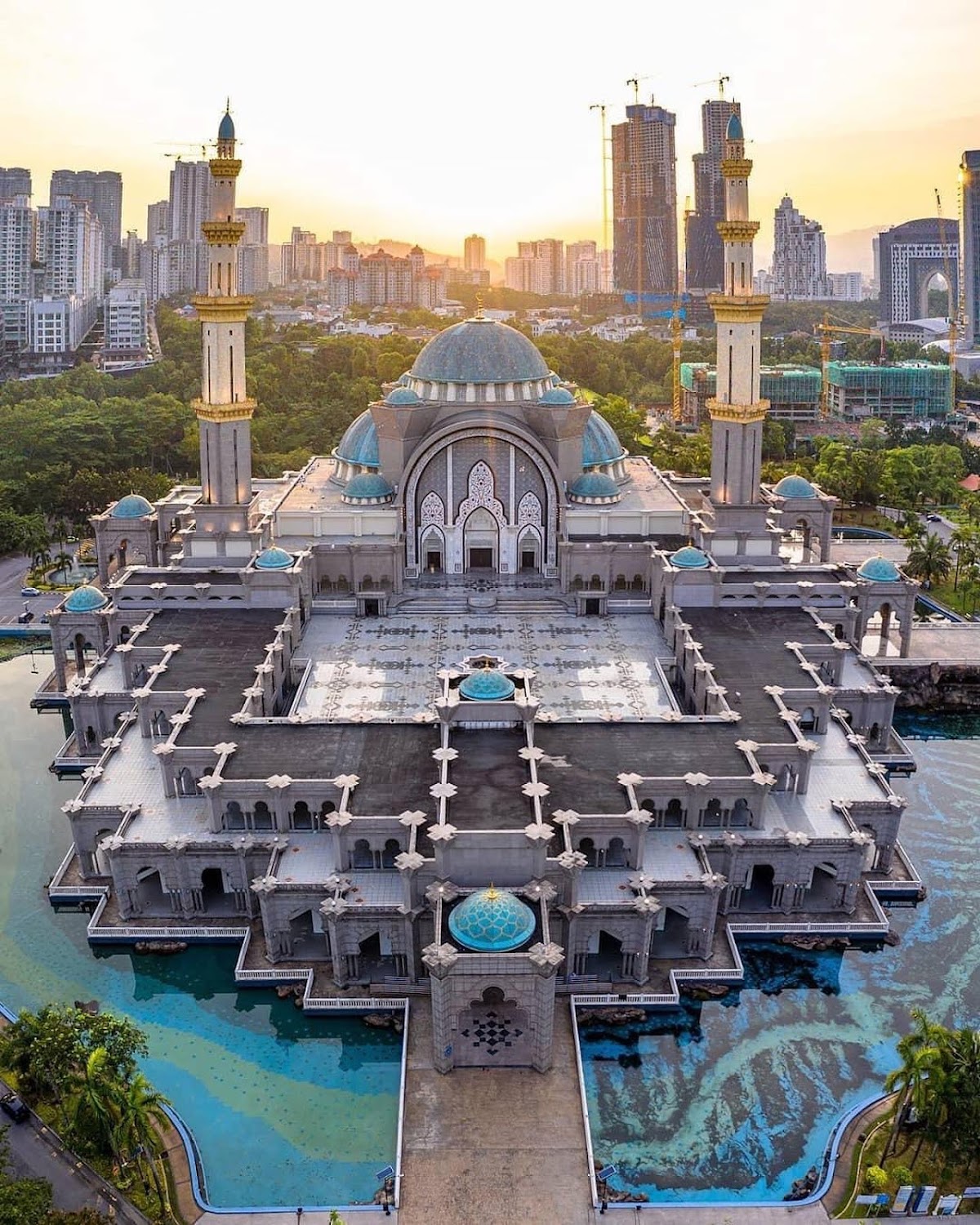Masjid Wilayah Persekutuan