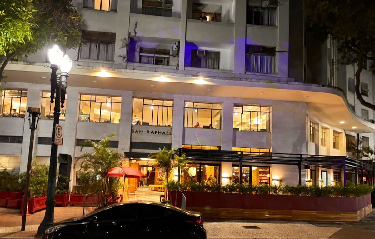 San Raphael Hotel